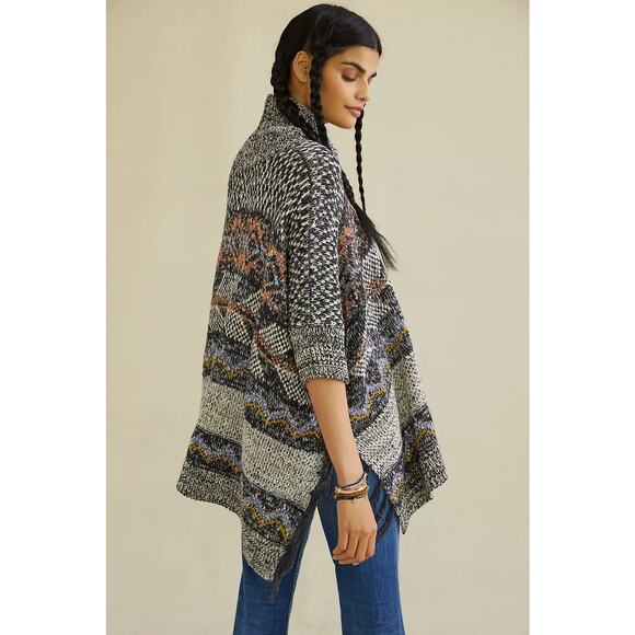 Anthropologie Pilcro Magda Knit Poncho Sweater Boho Fringe Size Medium / Large - Picture 3 of 11